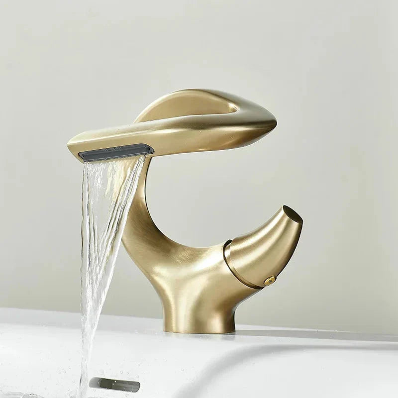 Servent Countertop Bathroom Faucet