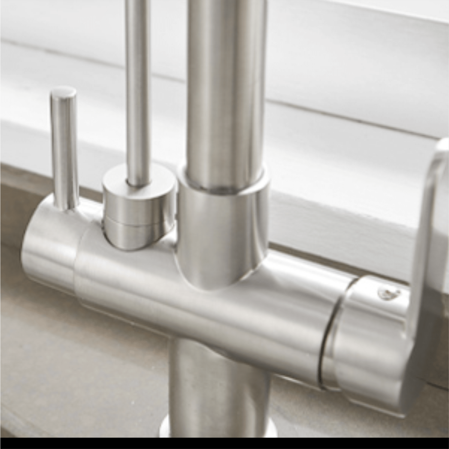 Artifice Home Touch-Activated Gourmet Kitchen Faucet with Water Filter Way