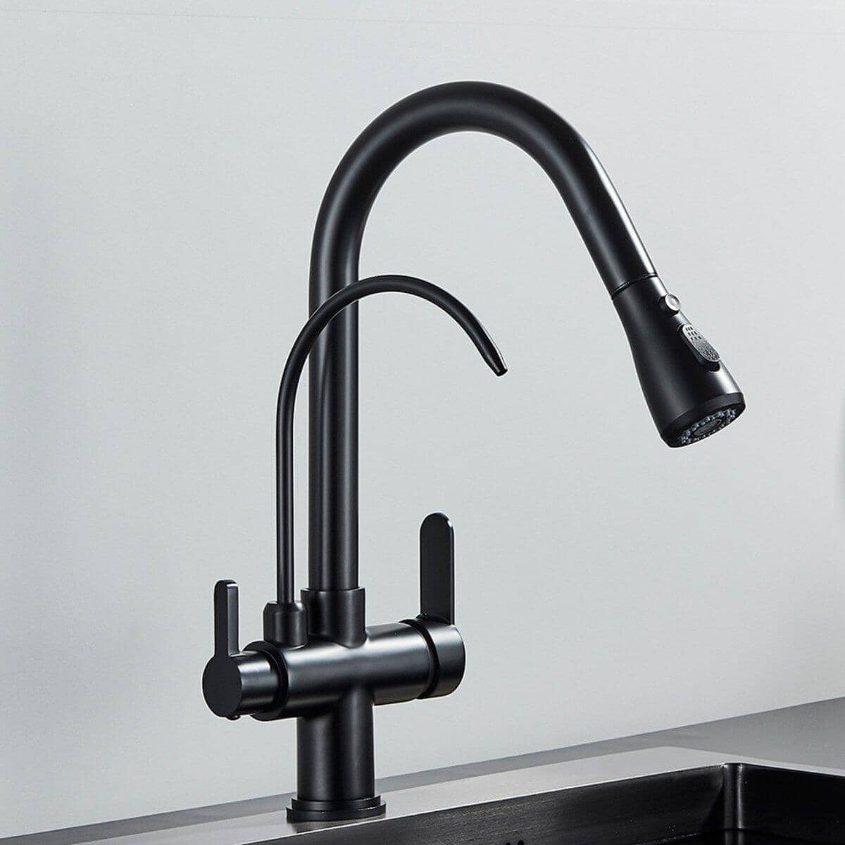 Kraus 3-in-1 Gourmet Pull-Down Kitchen Faucet with Integrated Water Filter and 3-Function Sprayhead