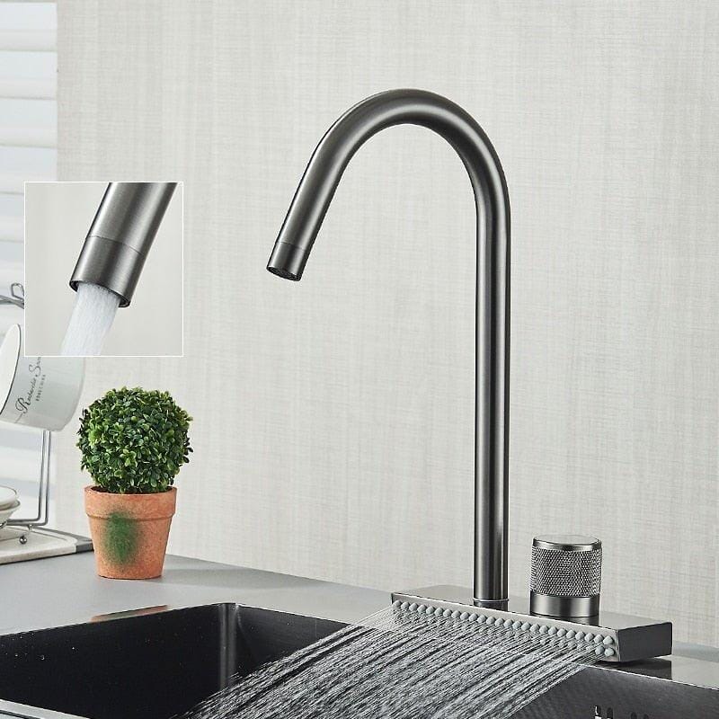 Gourmet Kitchen Faucet 360° Pull-Out Waterfall Spray - Rumble