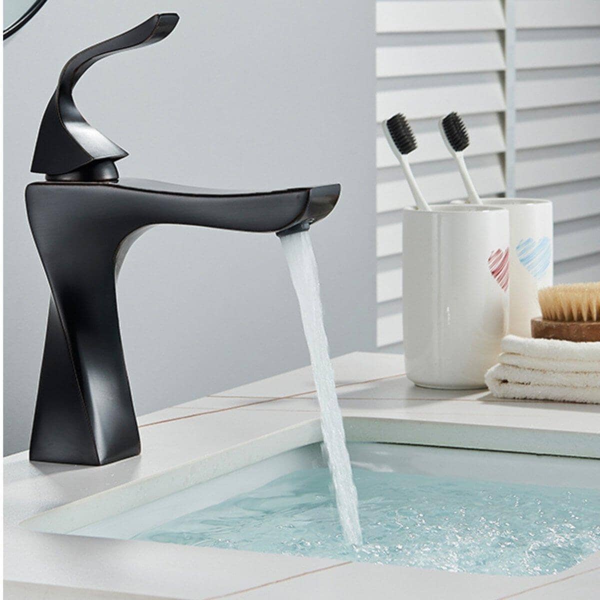Cortex Luxury Matte Black Single-Handle Bathroom Faucet