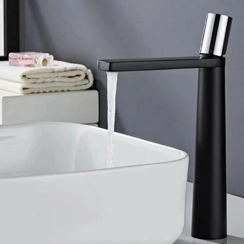 Kappar Vita Modern Single-Handle Faucet