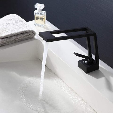 Ruuter Modern Single-Handle Bathroom Faucet