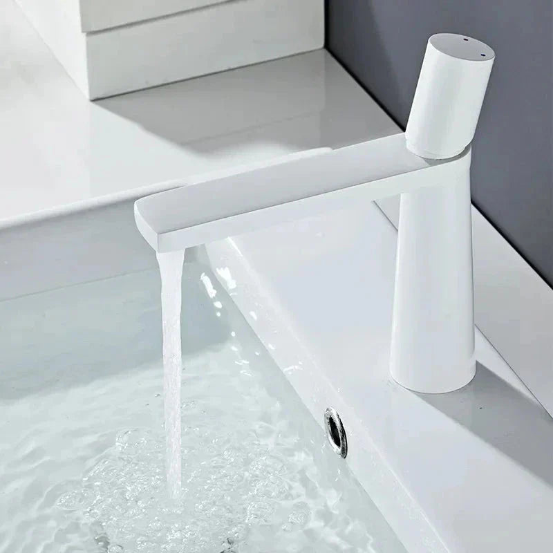 Modern Klepper Vita bathroom faucet