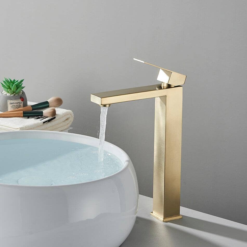Troover Single Handle Bathroom Deck Mount Faucet