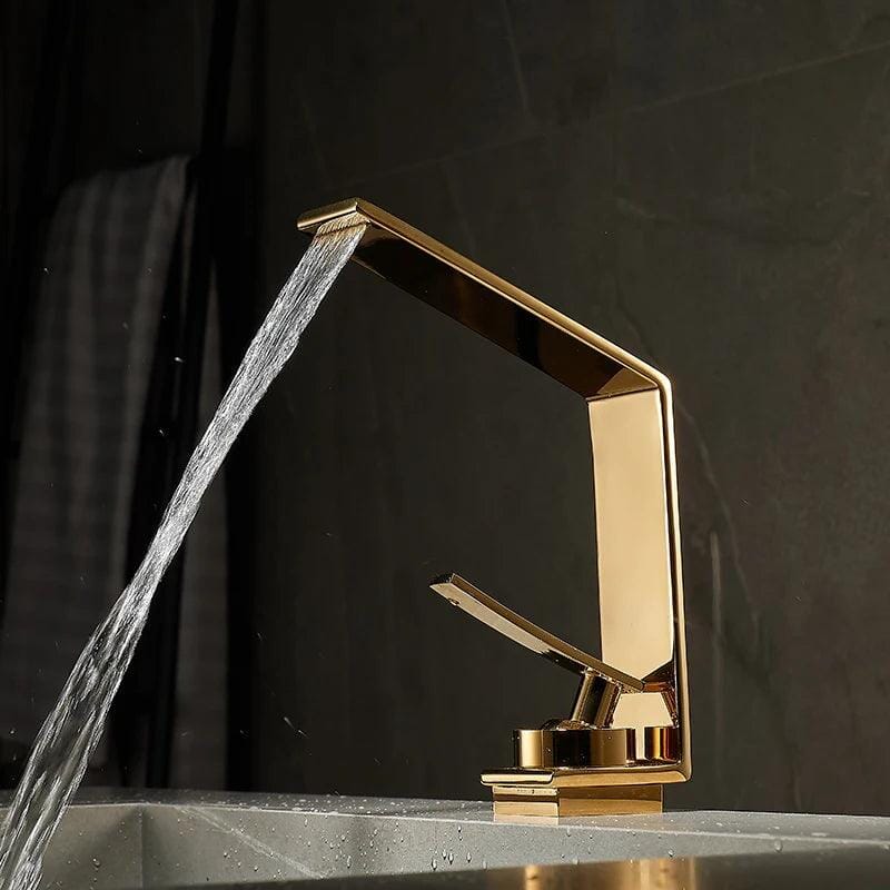 Clarty Gold Single-Handle Bathroom Deck-Mount Faucet