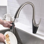 Vekova Luxury Pull-Out Kitchen Faucet